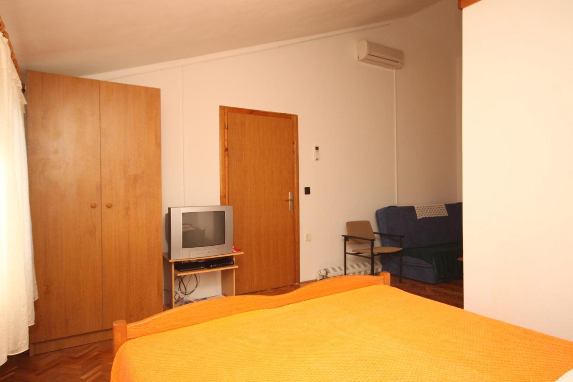 Apartments By The Sea Kali, Ugljan - 8202 الغرفة الصورة
